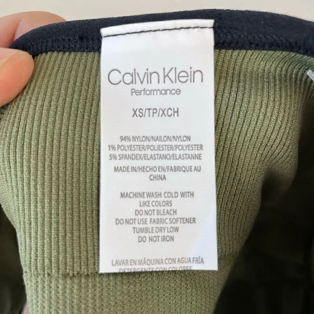 NWOT Calvin Klein Performance Sports Bra Size XS